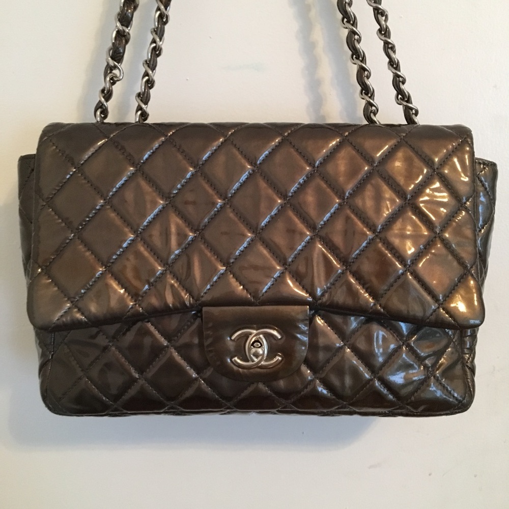 Chanel Gunmetal Patent Jumbo SHW Bag Authentic